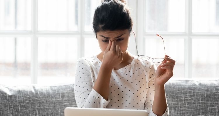 درد پشت چشم